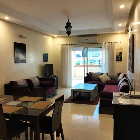 Appart Najia Au Centre Kenitra Avec Grande Terrasse Exterior foto